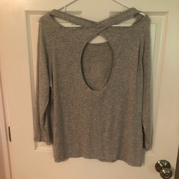 Venus Red Sequin Lips Shirt Size S - Picture 3 of 5